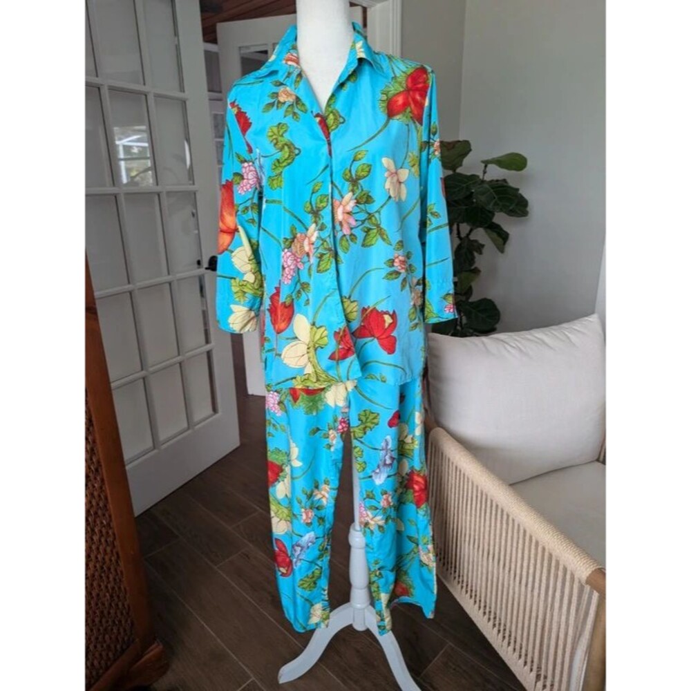 Natori blue floral pj set small